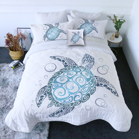 White Turtle Twist Quilt Set